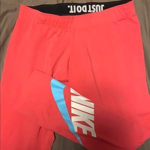 Nike leggings